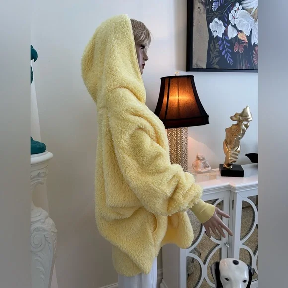 Plush Hooded Teddy Coat in Bright Yellow - Picture 4 of 9